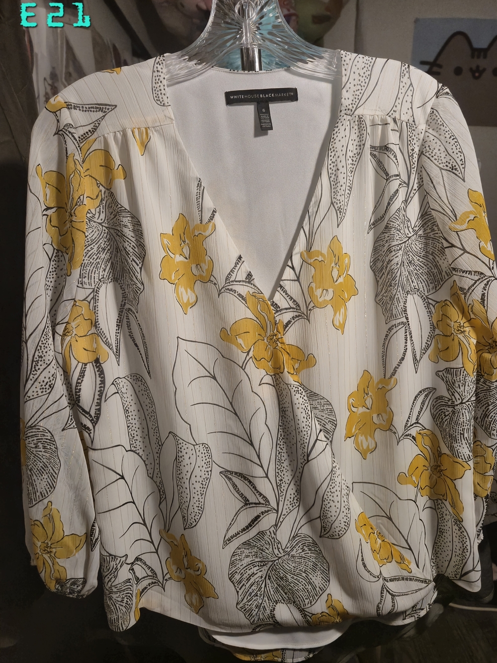 White House Black Market Sz 6 Women's White V-Neck Yellow Floral Blouse